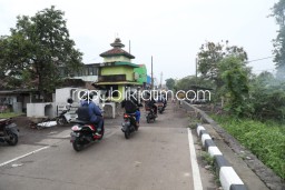 Proyek Frontage Road Lamban 6,3 persen, Bupati Sidoarjo Minta Pemasangan Tiang Listrik Jaringan Baru Dikebut