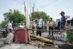 Sidak Jembatan Rusak di Prasung Buduran, Wabup Sidoarjo Instruksikan Dinas PUBM dan SDA Segera Perbaiki