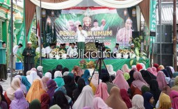 Wabup Sidoarjo Bersama Istri Turut Peringatan Nuzulul Quran di Masjid Nasrullah Pabean Sedati