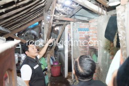 Wabup Sidoarjo Pastikan Rumah Janda Marsiatin Warga Janti Waru Direhab Baznas dengan Nilai Rp 20 Juta