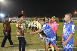 Fasum Direvitalisasi Mirip Alun-Alun, Gus Muhdlor Apresiasi Kekompakan Warga dan Kades Sumorame