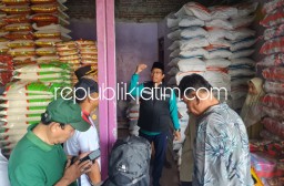 Sidak Harga Beras di Pasar Larangan Sidoarjo, Gus Muhdlor Pastikan Stok Beras Aman hingga Bulan Ramadhan 1445 Hijriyah