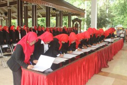 Para Istri Camat Jabat Ketua Perwosi Kecamatan