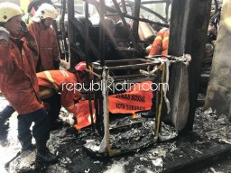Korban Tewas SPBU Terbakar Kenek Truk Dievakuasi RS Bhayangkara