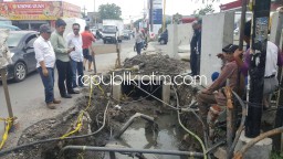 Terancam Molor, Proyek Box Culvert Waru Disidak Dewan