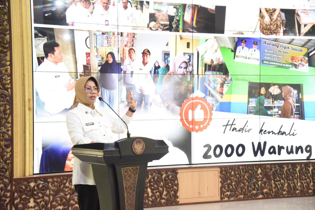 SOSIALISASI - Sosialisasi program renovasi 400 warung bersama para Kades dilaksanakan Dinas Koperasi dan Usaha Mikro dibuka Sekretaris Daerah (Sekda) Sidoarjo Dr Fenny Apridawati di Pendopo Delta Wibawa Sidoarjo, Rabu (11/02/2026).