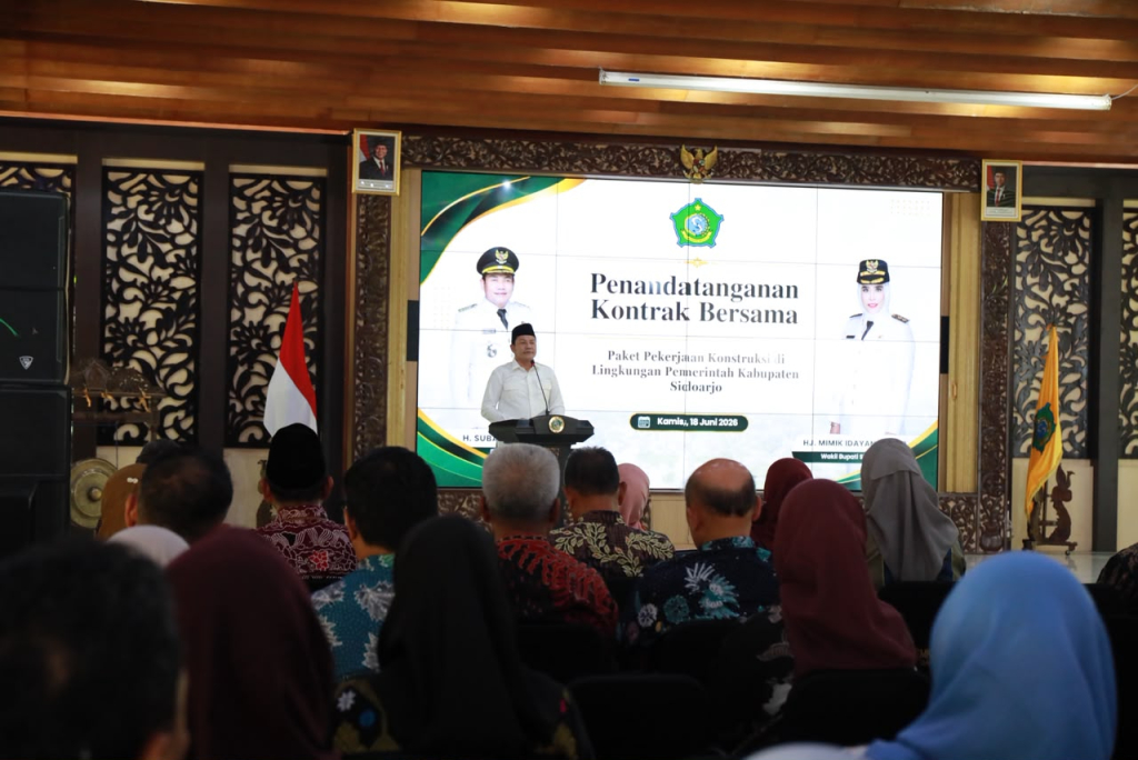 WARNING - Bupati Sidoarjo Subandi memberi warning para PPKom, rekanan hingga konsultan pengawas agar proyek senilai Rp 290,3 miliar Tahun 2026 dikerjakan tepat waktu, transparan dan menjaga kualitas mutu tinggi di Pendopo Delta Wibawa, Kamis (18/06/2026).
