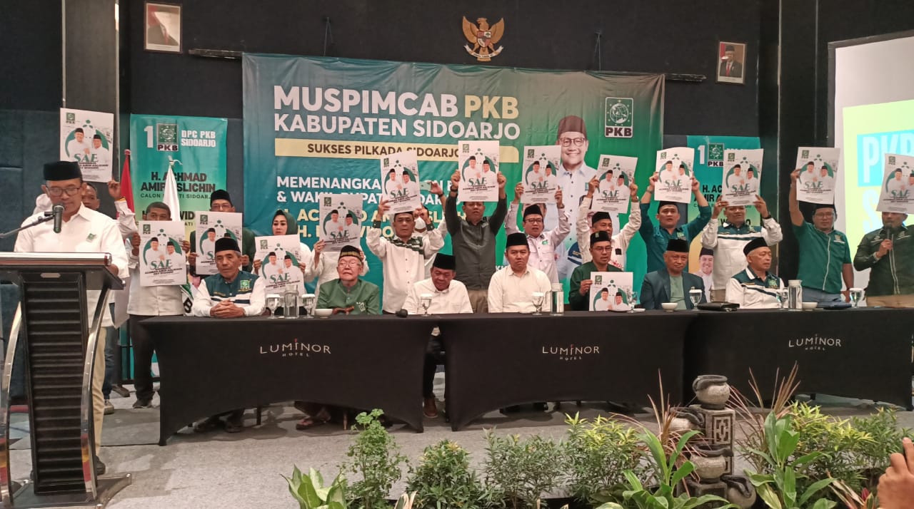 MUSPIMCAB - DPC PKB Sidoarjo mengelar Muspimcab PKB Kabupaten Sidoarjo yang dihadiri Paslon Bupati dan Wakil Bupati, Achmad Amir Aslichin dan Edi Widodo (SAE) di Luminor Hotel, Sidoarjo, Sabtu (07/09/2024).