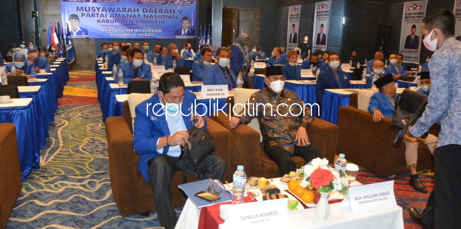 MUSDA - Sebanyak enam nama diajukan ke DPP PAN untuk menentukan Ketua, Sekretaris dan Bendahara DPD PAN Sidoarjo periode 2021 - 2026 saat Musda di Hotel Luminor Sidoarjo, Sabtu (13/02/2021).