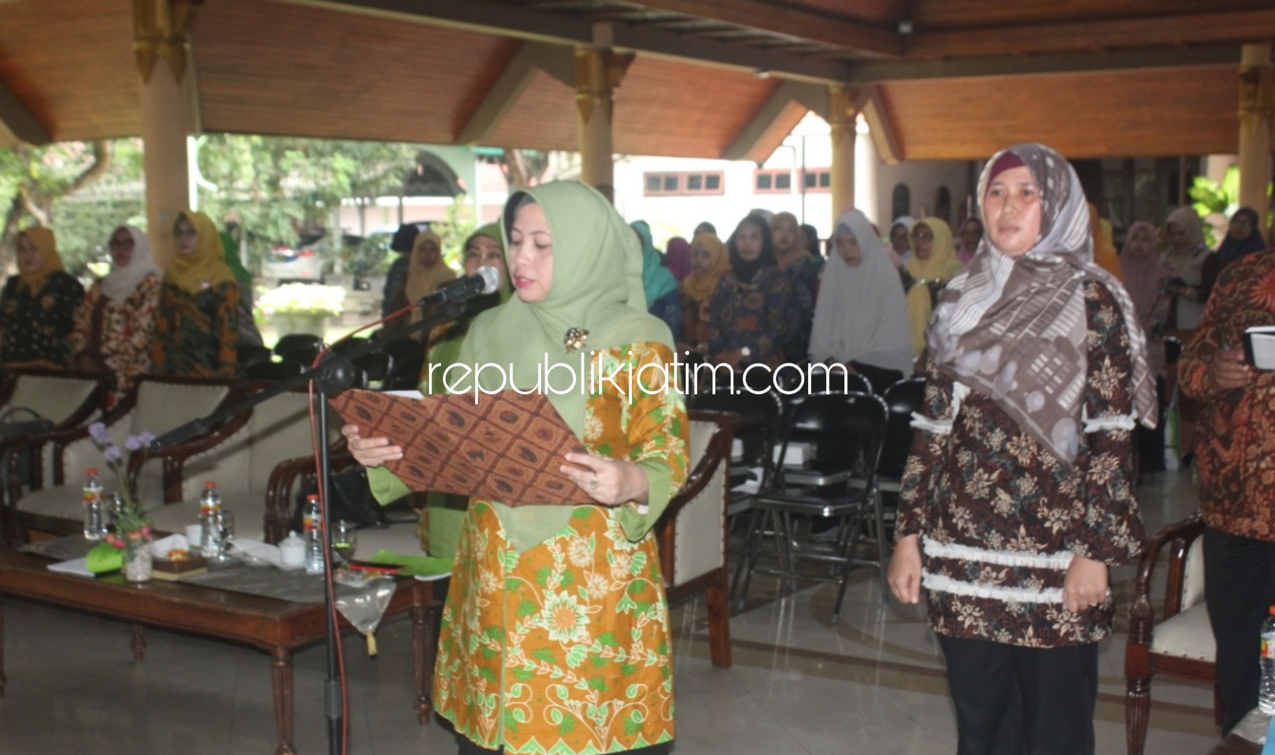 RAT - Koperasi Wanita (Kopwan) Delta Sari Sidoarjo memiliki aset Rp 2,7 miliar menggelar Rapat Anggota Tahunan (RAT) 2019 di Pendopo Delta Wibawa, Selasa (03/03/2020).