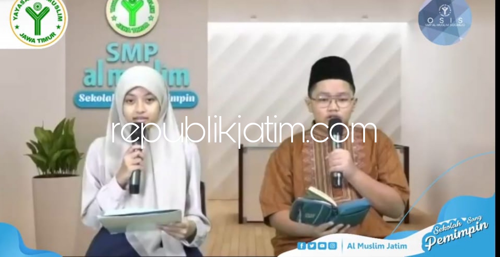 KESEHATAN - Sekitar 270 peserta terdiri siswa siswi, para ustad dan ustadah SMP Al Muslim mengikuti acara Webinar bertema Remaja Sehat Bebas Anemia, Senin (08/03/2021).