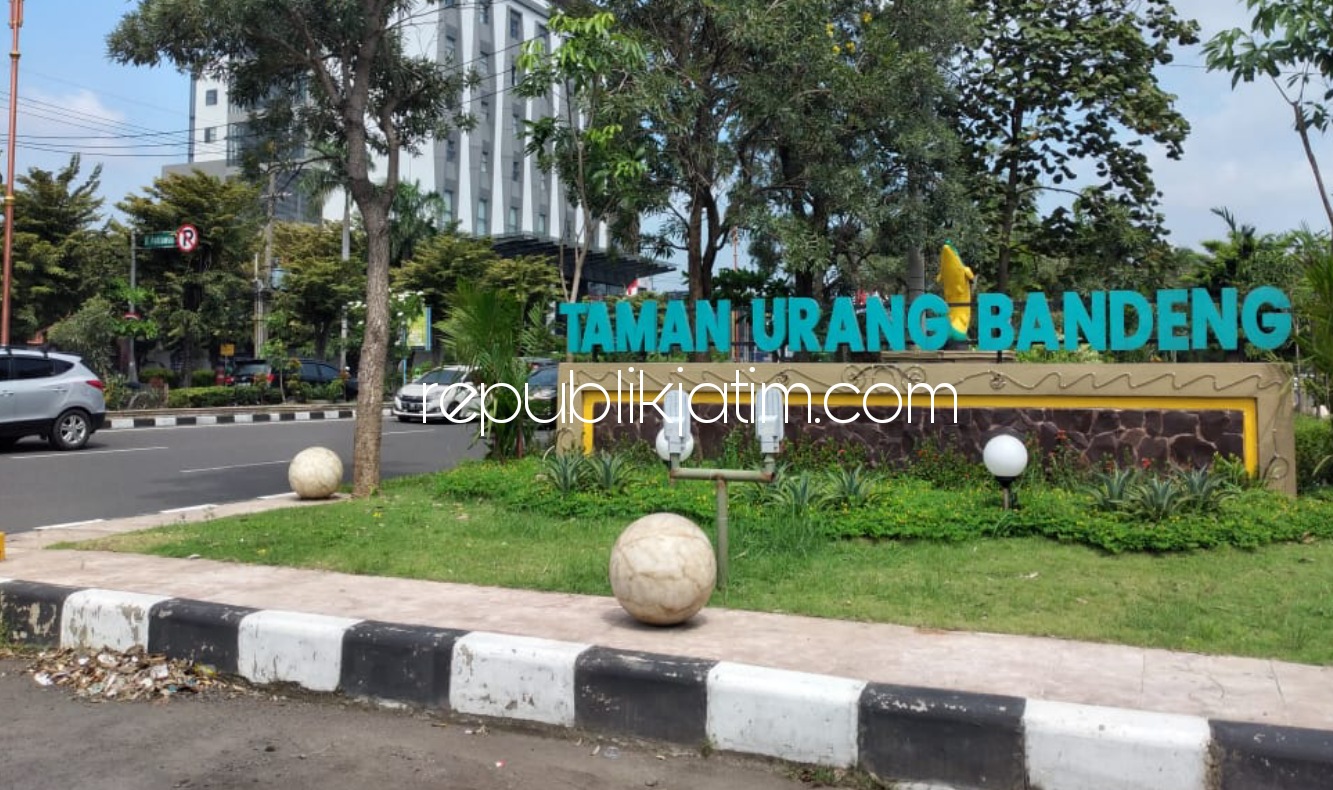 BARU - Taman Urang Bandeng yang ada di JL Pahlawan Sidoarjo merupakan bangunan taman baru beberapa bulan kemarin yang dikerjakan Dinas Lingkungan Hidup dan Kebersihan (DLHK) Pemkab Sidoarjo, Kamis (15/04/2021).