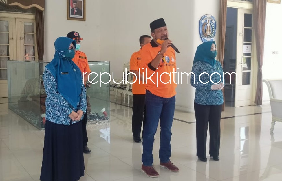 TRANCKING - Bupati Ponorogo, Ipong Muchlissoni menginstruksikan Dinas Kesehatan Pemkab Ponorogo agar melaksanakan tracking puluhan santri temboro yang pulang kampung, Kamis (23/04/2020).
