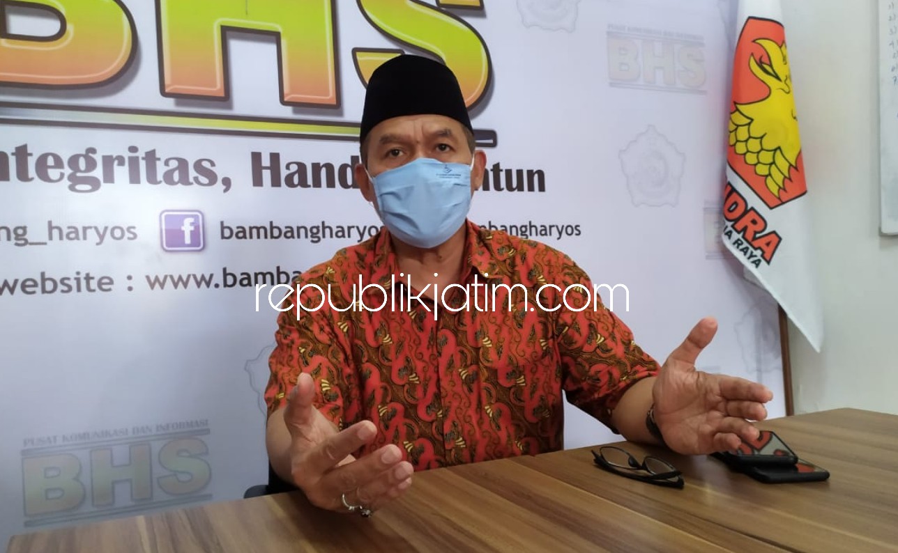 Ketua Masyarakat Transportasi Indonesia (MTI) Jatim, Bambang Haryo Soekartono (BHS) saat memberikan keterangan pers di Media Center JL Diponegoro, Sidoarjo.