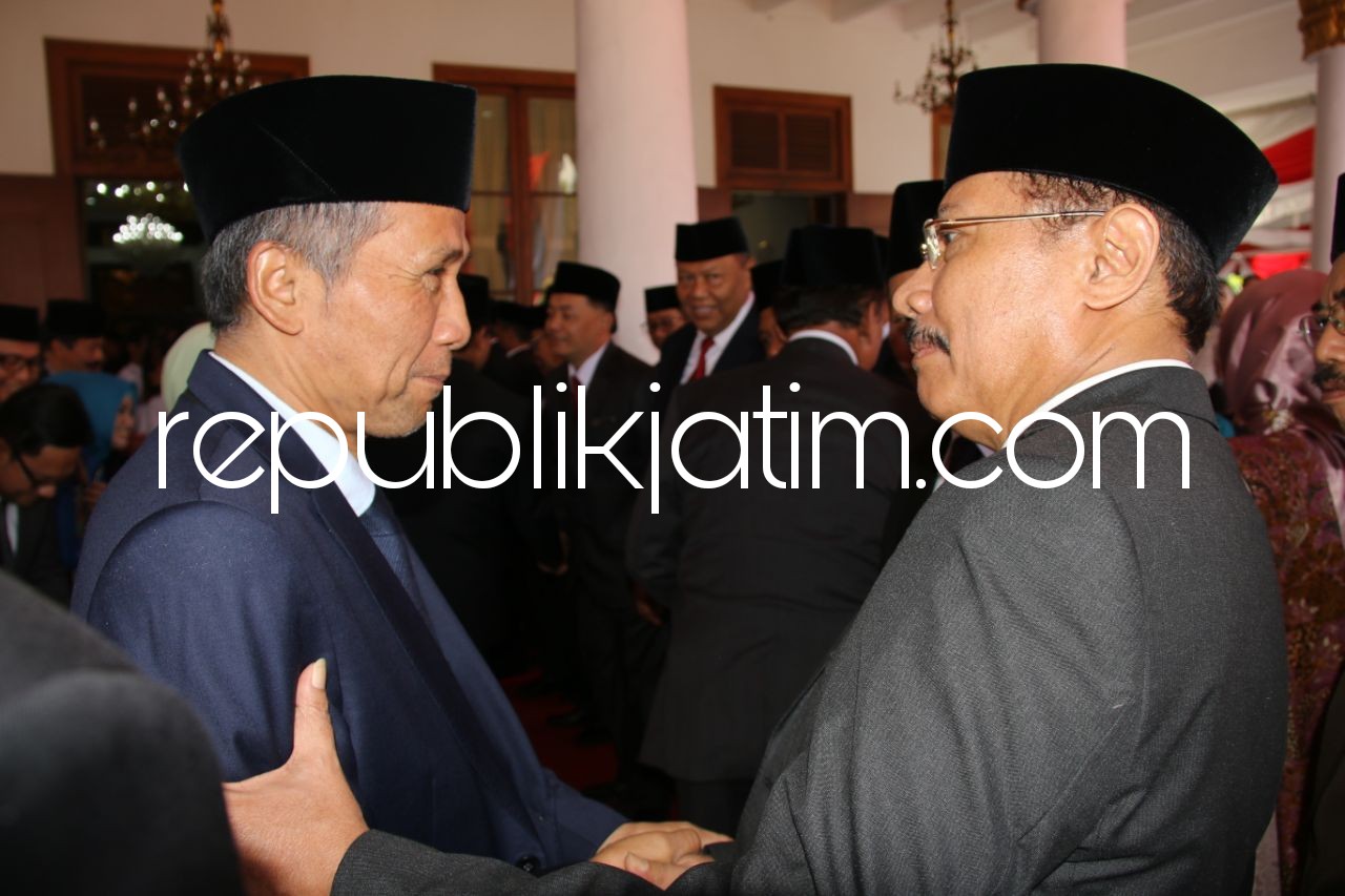 TUAN RUMAH - Pemprop Jatim menunjuk Sidoarjo jadi tuan rumah penyelenggara Zona Integritas (ZI) menuju Wilayah Bebas Korupsi (WBK) dan Wilayah Birokrasi Bersih dan Melayani (WBBM) kabupaten/kota se Jatim tanggal 4-5 Juni 2018 di Gedung Serbaguna Sidoarjo.