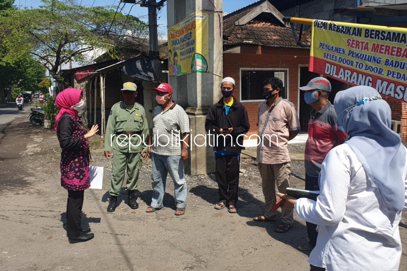 PANTAU - Aparatur Sipil Negara (ASN) bakal dilibatkan dalam monitoring dan evaluasi pos check point PSBB Tahap Tiga di Sidoarjo, Rabu (03/06/2020).