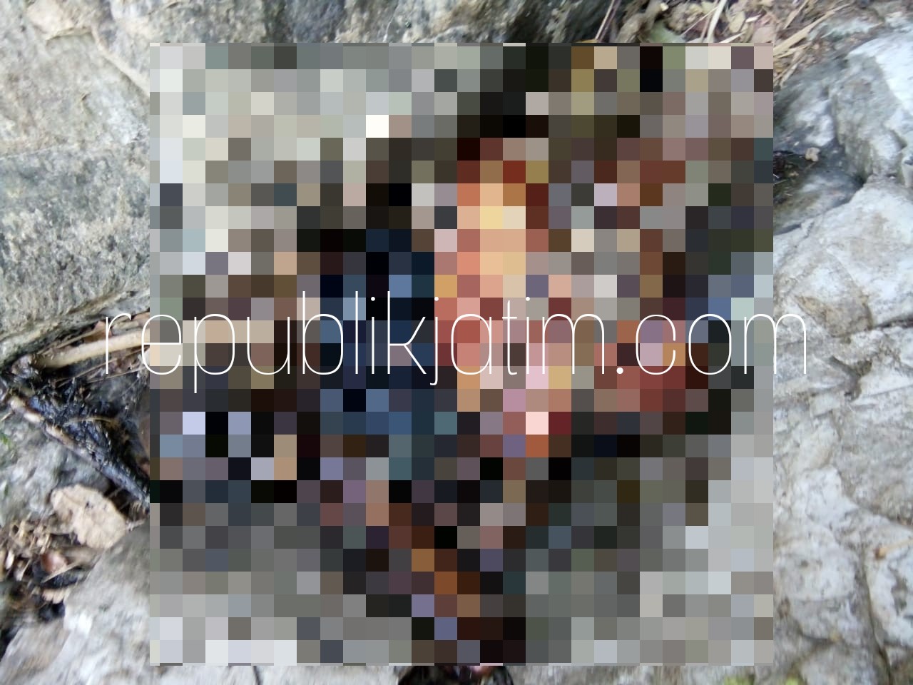 DIKENALI - Mbah Kadinah (80) ditemukan tewas mengering di jurang Bukit Lampeng Dusun Swari, Desa Pelem, Kecamatan Bungkal, Ponorogo, Minggu (01/07/2018) petang.