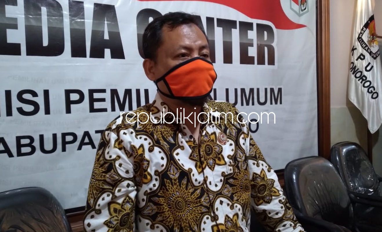 KETUA - Ketua KPU Ponorogo Munajat