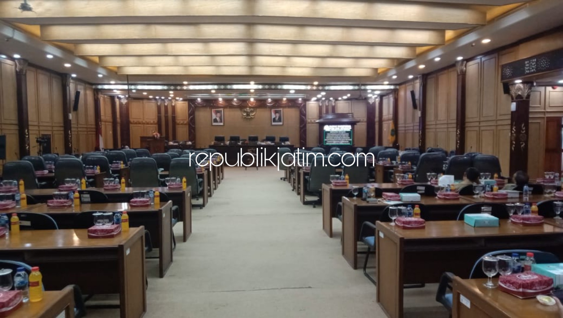 GAGAL - Rencana Paripurna Rancangan KUPA PPAS P Tahun 2019 dua kali gagal lantaran tidak kuorum hanya dihadiri 25 anggota dewan sebanyak 2 kali, Senin (12/08/2019).