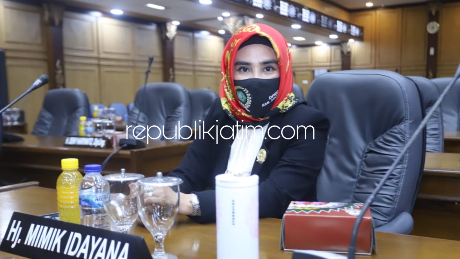 Anggota Komisi D, Mimik Idayana sekaligus anggota Fraksi Partai Gerindra DPR Sidoarjo