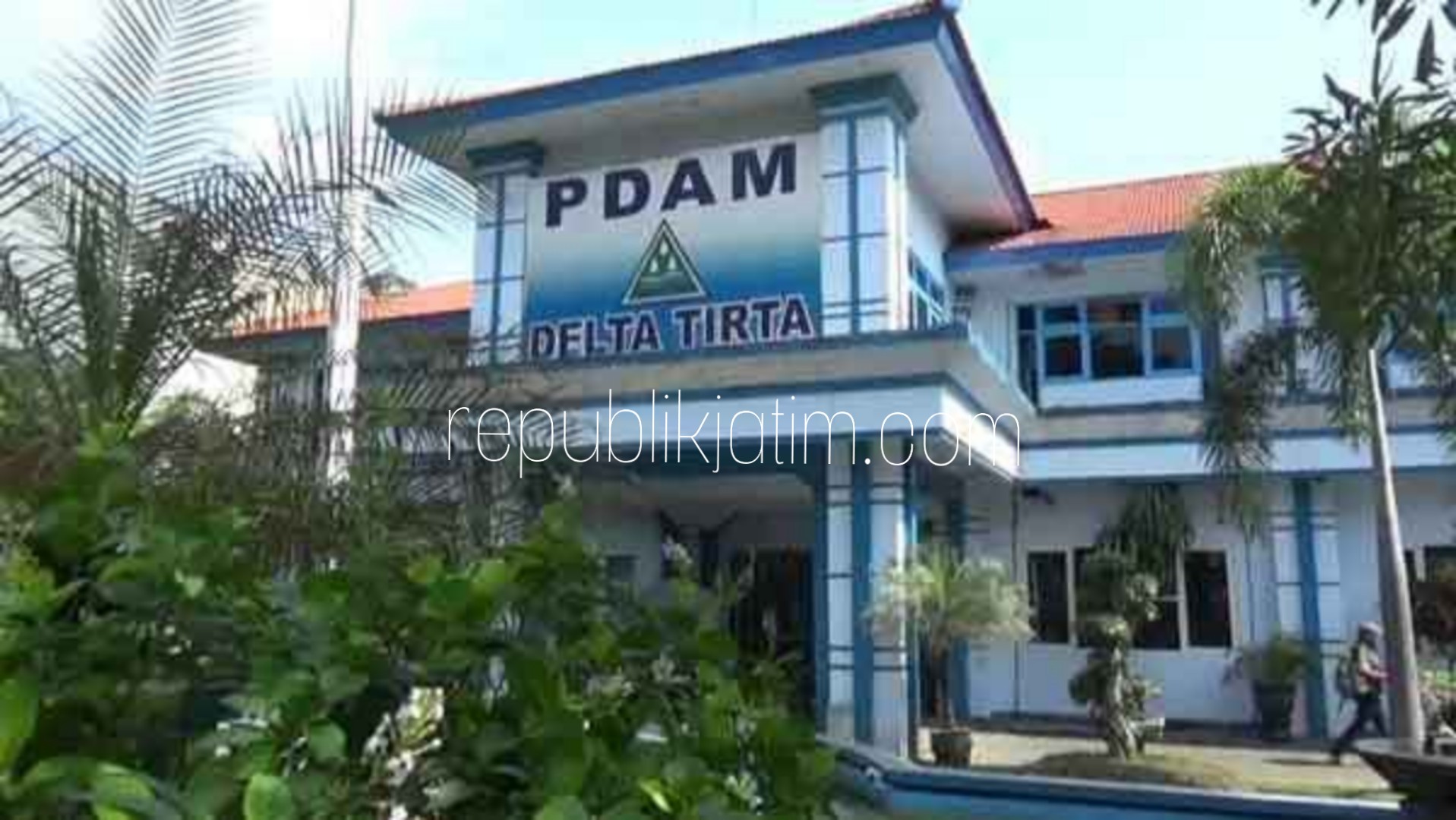 Kantor PDAM Delta Tirta Sidoarjo di JL Pahlawan Kota Sidoarjo, Selasa (09/10/2018). 