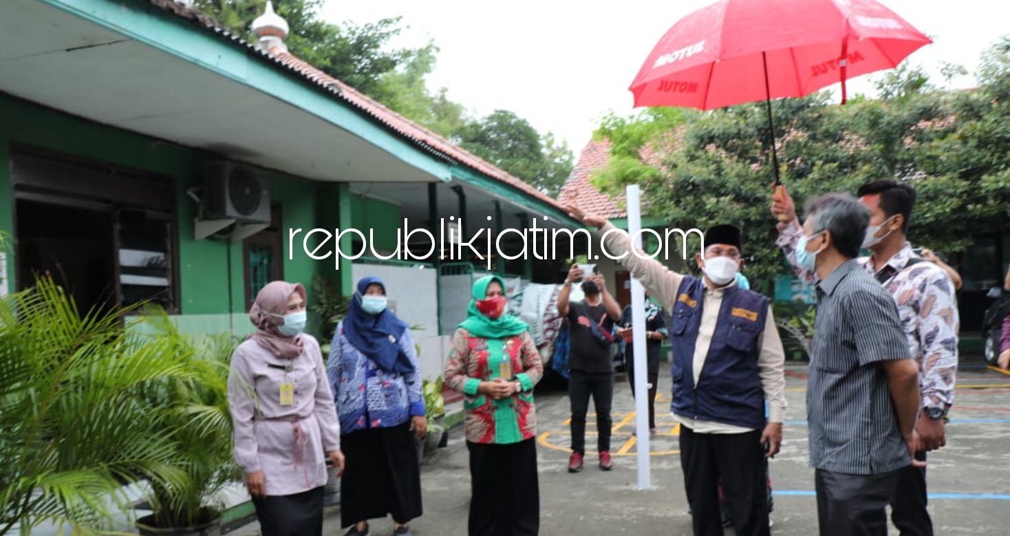 BAKAL DIREHAB - SDN Medaeng 2, Kecamatan Waru, Sidoarjo yang sempat disidak Pj Bupati Sidoarjo bakal direhab dengan anggaran Rp 967 juta pada Tahun Anggaran 2021 besok.
