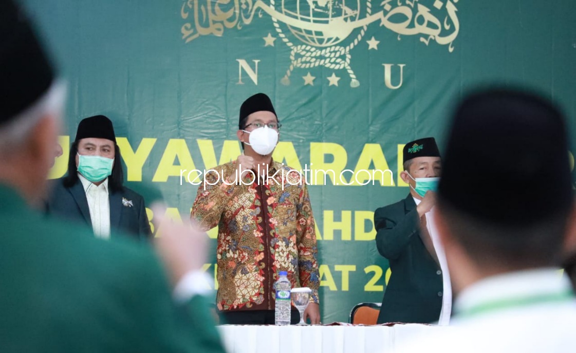 BUKA - Bupati Sidoarjo, Ahmad Muhdlor Ali (Gus Muhdlor) saat membuka Musyawarah Kerja (Musker) MWC NU Wonoayu di Kota Batu yang juga dihadiri Ketua PCNU Sidoarjo Zainal Abidin, Sabtu (19/02/2022) sore.