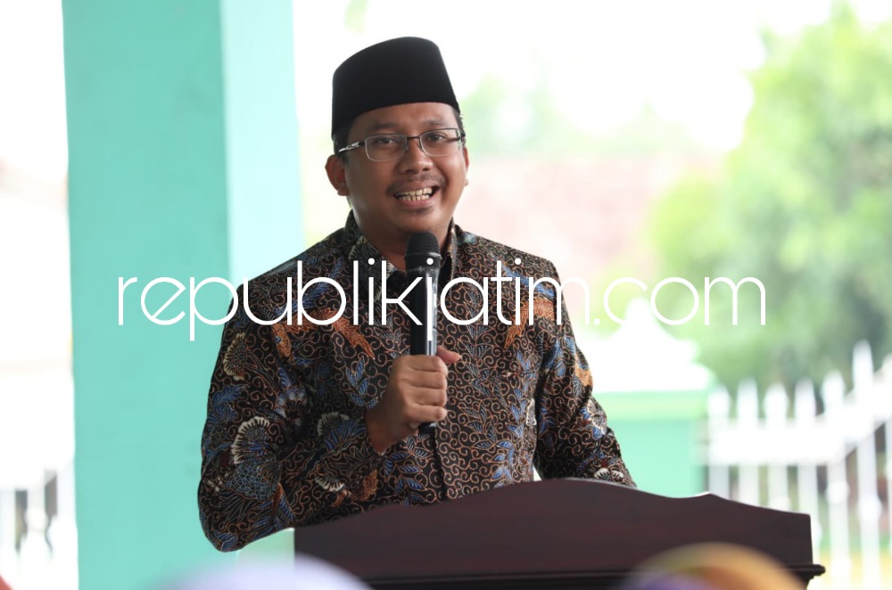 GEMBIRA - Lolosnya Deltras Sidoarjo ke Liga 2 disambut positif Bupati Sidoarjo, Ahmad Muhdlor Ali (Gus Muhdlor) dengan gembira.