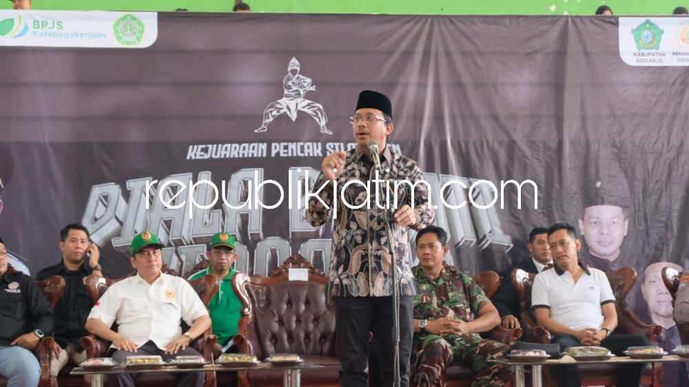 PENCAK SILAT - Sebanyak 119 kontingen dengan 600 atlet pencak silat siap berlaga di Kejuaraan Pencak Silat Open Piala Bupati Sidoarjo Tahun 2023 yang digelar di Gedung Serba Guna GOR Sidoarjo, Jum’at (23/06/2023). 