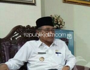 Plt Bupati Nganjuk, KH Abdul Wachid Badrus