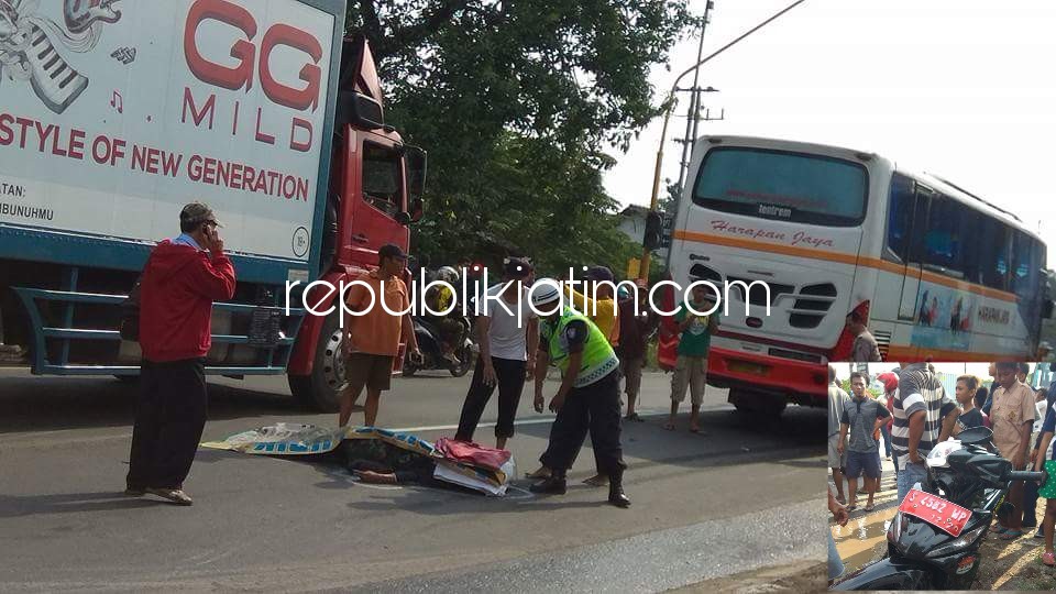 TEWAS - Serda Ahmad Hidayat (36) meninggal dunia di lokasi kejadian setelah motor Honda bernopol S 4562 WP yang dikendarainya ditabrak Bus Harapan Jaya bernopol AG 7048 US di JL Raya Surabaya - Mojokerto, Jumat (02/03/2018) sore.